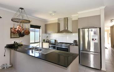 143 Lockwood Road, Kangaroo Flat
