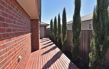 242 Station Street, Epsom