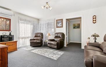 15 Burvale Court, Epsom