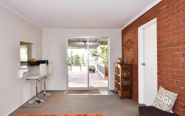 112 Playfair Street, Eddington