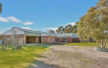108 Belvoir Park Road, Ravenswood
