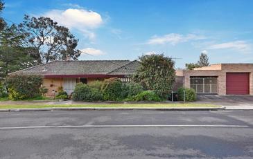 40 Putnam Avenue, Strathdale