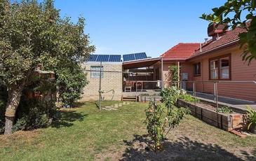 16 Neil Street, Kangaroo Flat