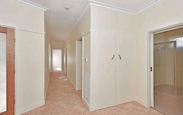 192 High Street, Kangaroo Flat