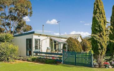 5361 Heathcote-Rochester Road, Rochester