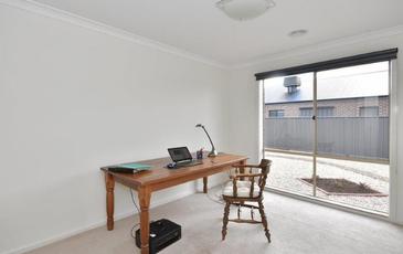 16 Pemberton Way, Marong