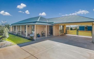 6 Dingee Road, Rochester