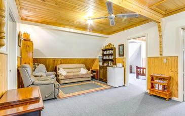 345 Longlea Lane, Longlea