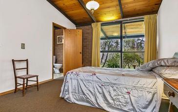 81 Forest Drive, Heathcote