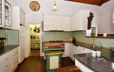 532 Napier Street, White Hills