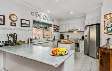 527 Muckleford Yapeen Road, Yapeen