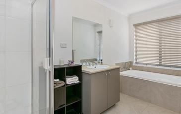 39 Manna Gum Drive, Epsom