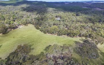 191 Specimen Gully Road, Barkers Creek