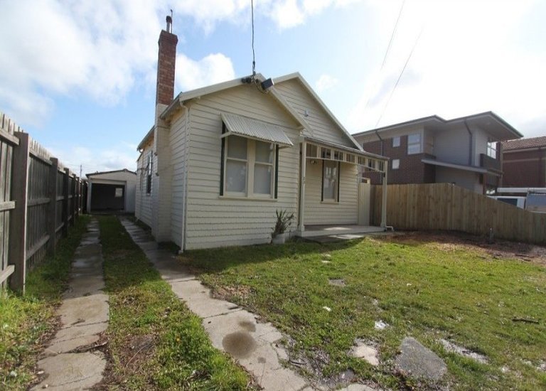 23 Thomas Street, Clayton