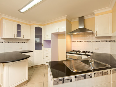 1 / 332 BORELLA ROAD, Albury