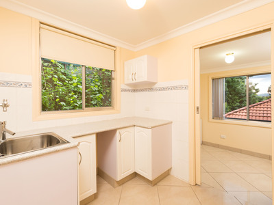 1 / 332 BORELLA ROAD, Albury