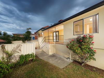 1 / 332 BORELLA ROAD, Albury