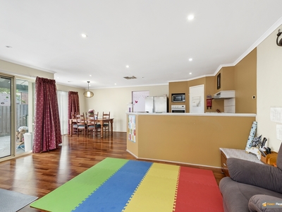 19 President Road , Narre Warren South