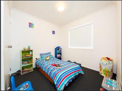 21 KENDALL DRIVE, Lavington