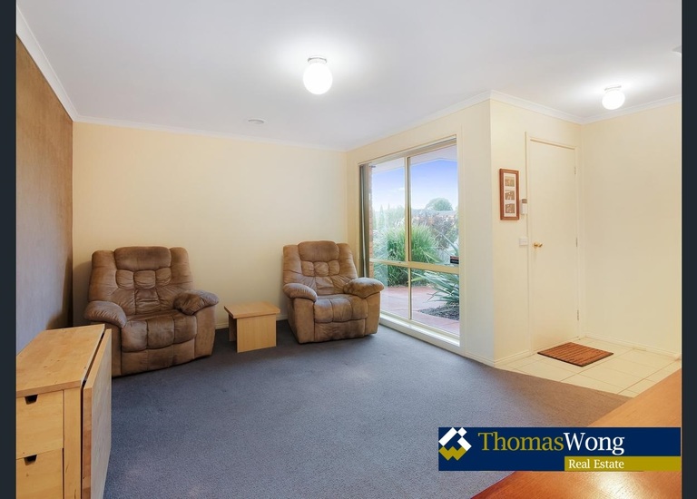 11 Providence Drive, Cranbourne West