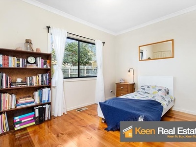 2 / 17 Hampton Drive, Hampton Park