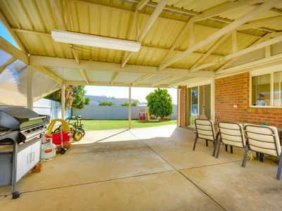 35 HICKORY STREET, Thurgoona