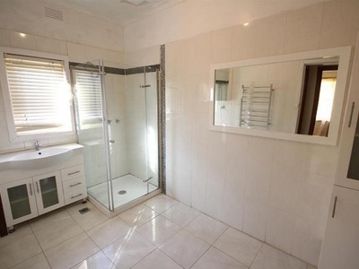 1043 Mate Street, North Albury