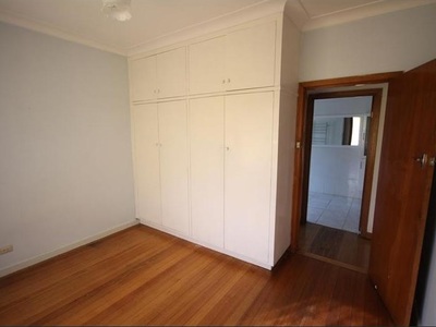 1043 Mate Street, North Albury