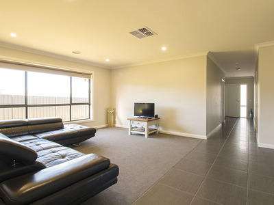 130 Litchfield Drive, Thurgoona