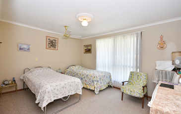 1 / 2 Pittaway Street, Kangaroo Flat