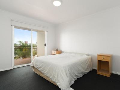 11 / 3 Inner Harbour Drive, Patterson Lakes