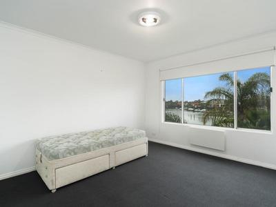 11 / 3 Inner Harbour Drive, Patterson Lakes