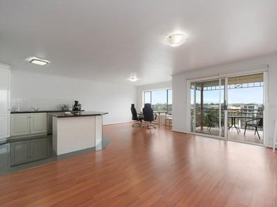 11 / 3 Inner Harbour Drive, Patterson Lakes