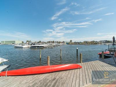 10 Scarborough Drive, Patterson Lakes