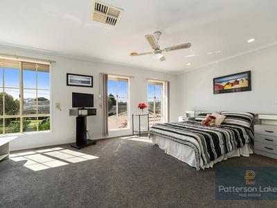 202 McLeod Road, Patterson Lakes