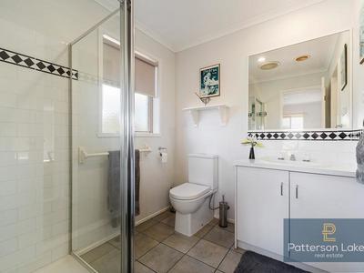 202 McLeod Road, Patterson Lakes