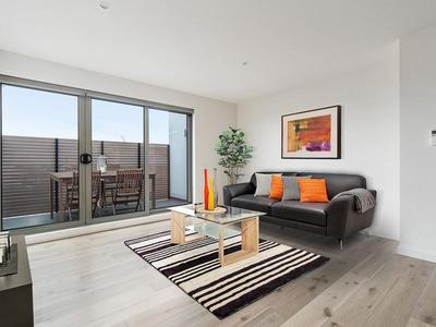 13 / 143 Nepean Highway, Aspendale