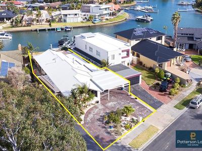 4 Clematis Court, Patterson Lakes