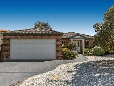 18 Flora Park Way, Carrum Downs