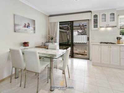 2 / 28 Wyong Court, Patterson Lakes