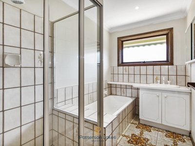 2 / 28 Wyong Court, Patterson Lakes