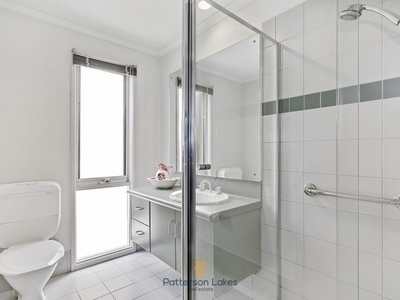 19 The Boulevard, Patterson Lakes