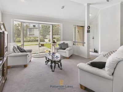 19 The Boulevard, Patterson Lakes
