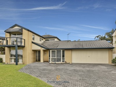 19 The Boulevard, Patterson Lakes