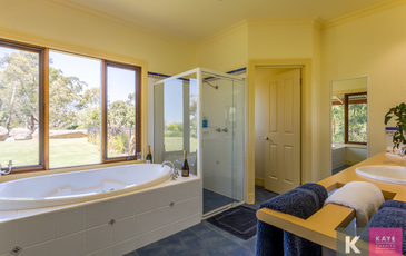 26 Split Rock Rd, Beaconsfield Upper