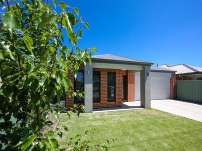 509 Hovell Street, South Albury