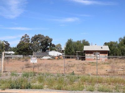 1-3 Salisbury Street, Quambatook
