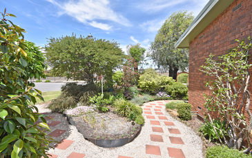 6 Dudley Street, Kangaroo Flat