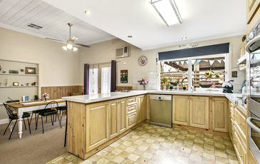 101 Hervey Street, Elmore
