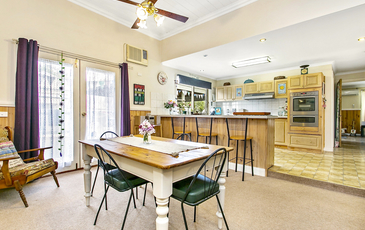 101 Hervey Street, Elmore